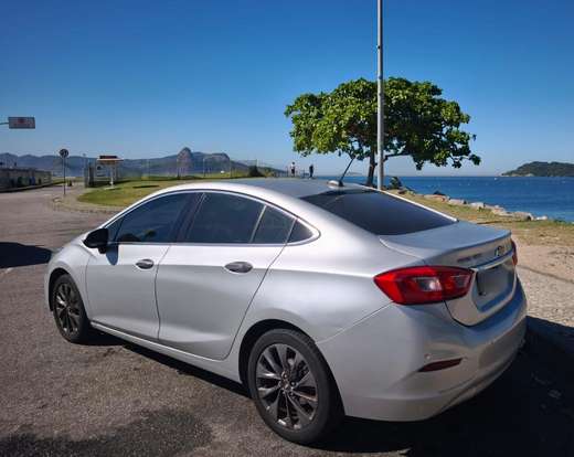 CHEVROLET-CRUZE-2017