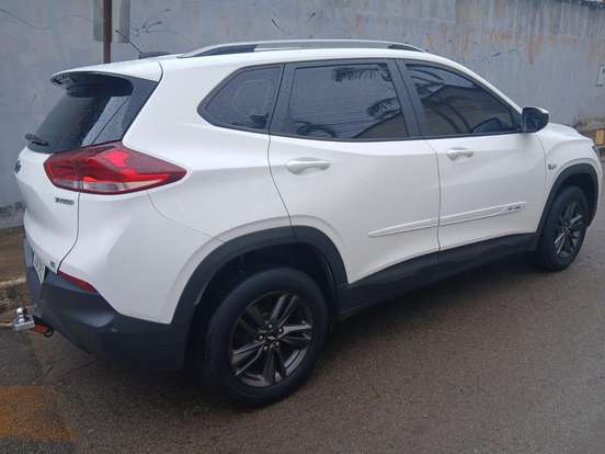 CHEVROLET-TRACKER-2020