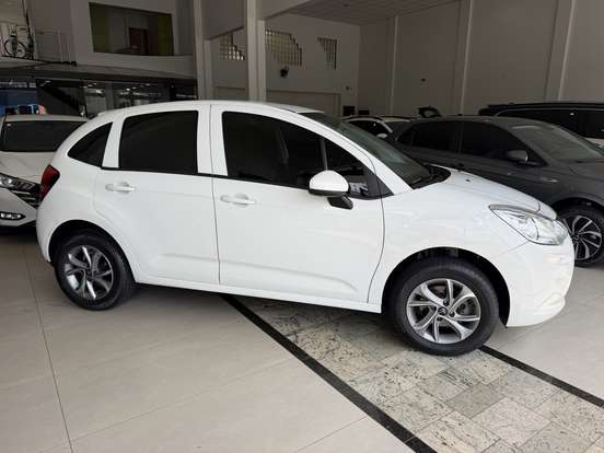 CITROËN-C3-1.2 ATTRACTION 12V FLEX 4P MANUAL CITROËN-C3-2016