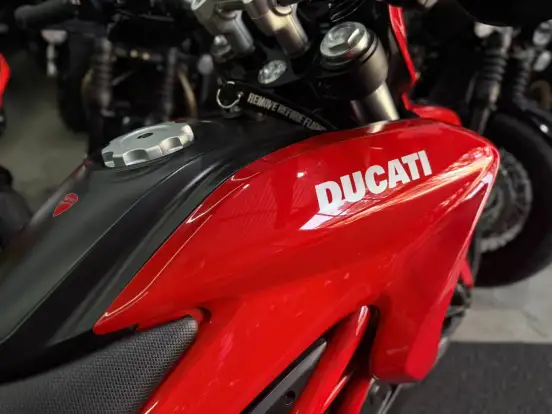 DUCATI-HYPERMOTARD 821-2016