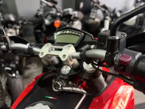 DUCATI-HYPERMOTARD 821 DUCATI-HYPERMOTARD 821-2016