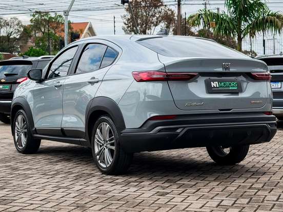 FIAT-FASTBACK-2024