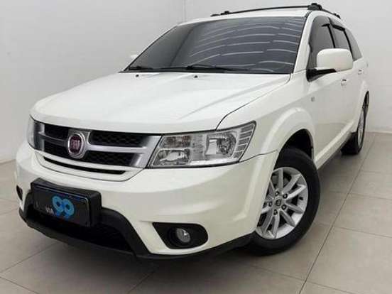 FIAT-FREEMONT-2.4 PRECISION 16V GASOLINA 4P AUTOMÁTICO FIAT-FREEMONT-2013