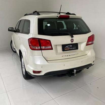 FIAT-FREEMONT-2013
