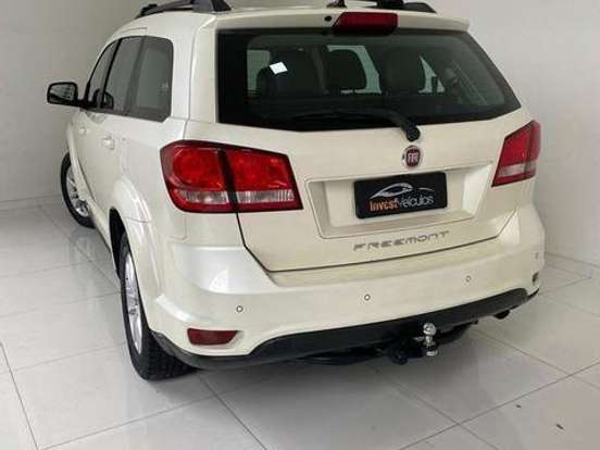 FIAT-FREEMONT-2.4 PRECISION 16V GASOLINA 4P AUTOMÁTICO FIAT-FREEMONT-2013