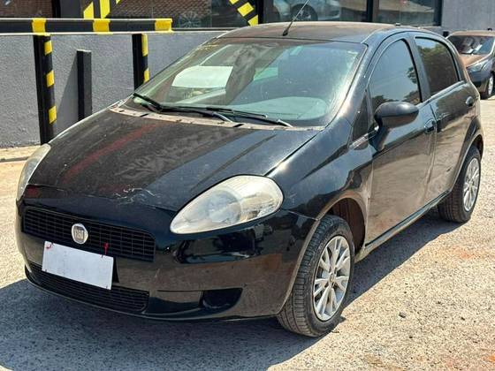 FIAT PUNTO 1.4 8V FLEX 4P MANUAL