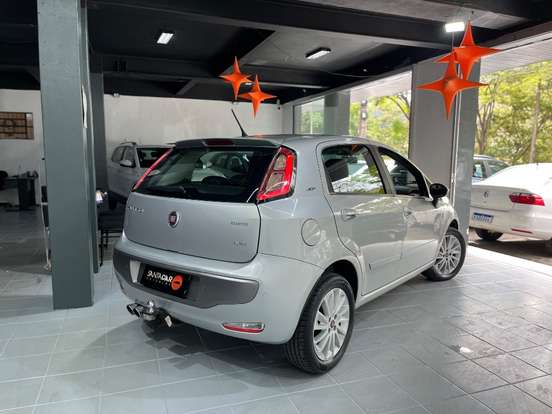 FIAT-PUNTO-2015
