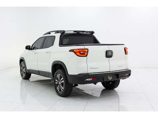 FIAT-TORO-2023