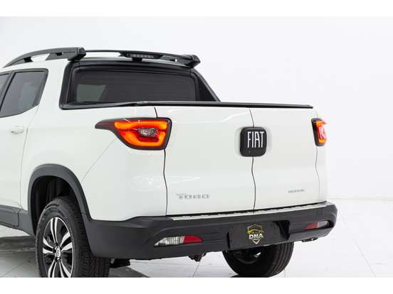 FIAT-TORO-2023