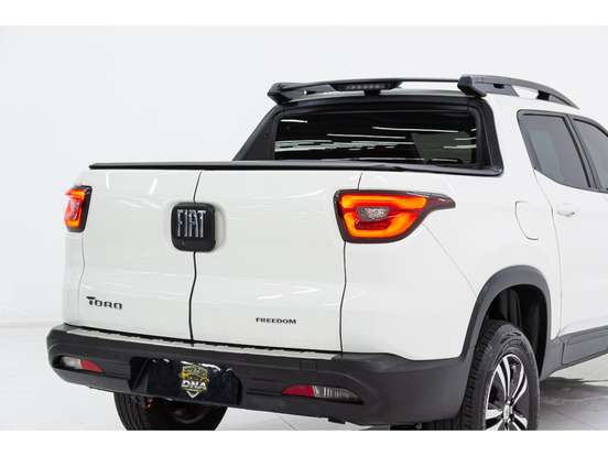 FIAT-TORO-2023