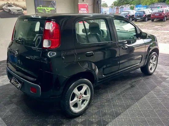 FIAT-UNO-1.0 EVO VIVACE 8V FLEX 4P MANUAL FIAT-UNO-2015