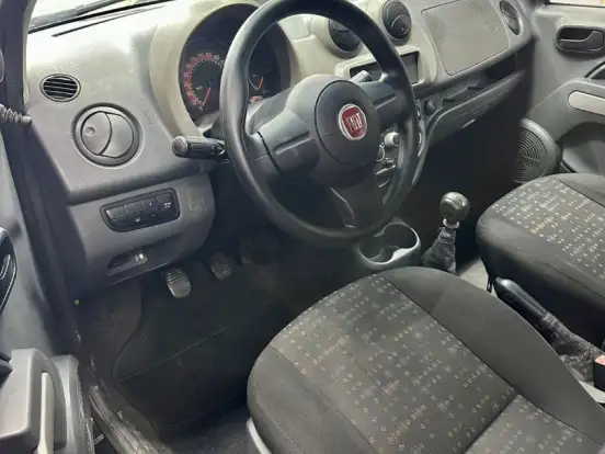 FIAT-UNO-1.0 EVO VIVACE 8V FLEX 4P MANUAL FIAT-UNO-2015