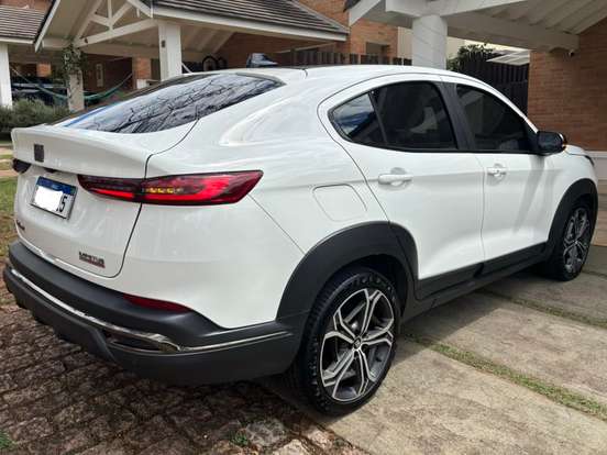 FIAT-FASTBACK-1.0 TURBO 200 FLEX IMPETUS CVT FIAT-FASTBACK-2024