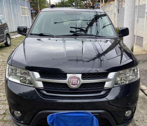 FIAT-FREEMONT-2011