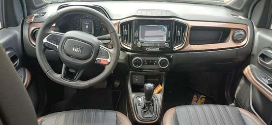 FIAT-STRADA-2024