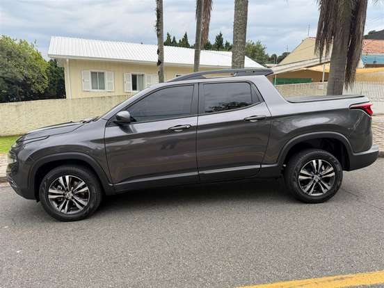 FIAT-TORO-2023