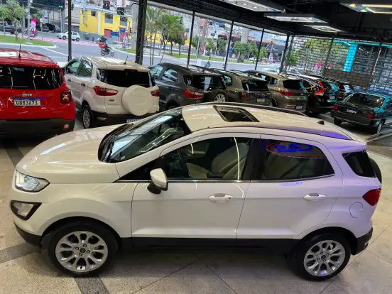 FORD-ECOSPORT-2018