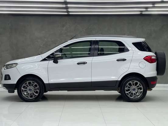 FORD-ECOSPORT-2014