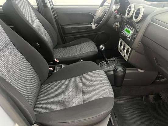 FORD-ECOSPORT-2010