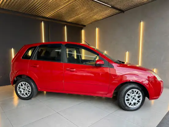 FORD-FIESTA-2010
