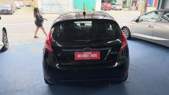 FORD-FIESTA-2012