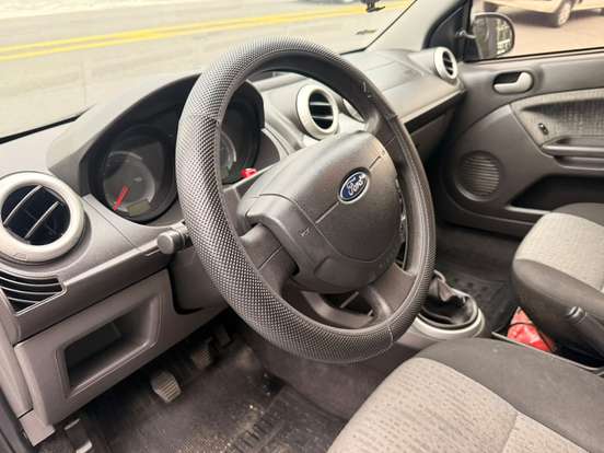 FORD-FIESTA-2012