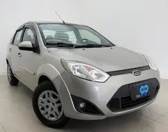 FORD FIESTA 1.6 ROCAM 8V FLEX 4P MANUAL FORD FIESTA 1.6 ROCAM 8V FLEX 4P MANUAL