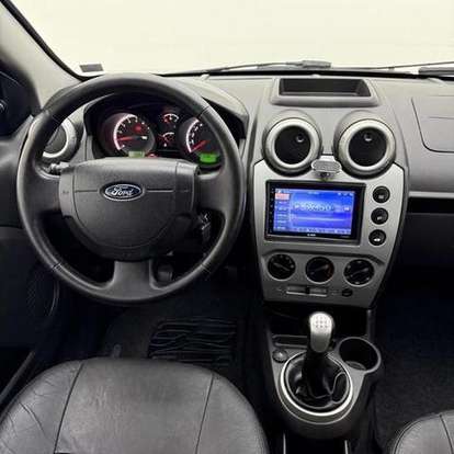FORD-FIESTA-2011