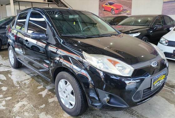 FORD FIESTA 1.6 SE SEDAN 16V FLEX 4P MANUAL