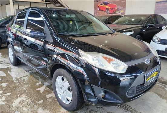 FORD-FIESTA-2012