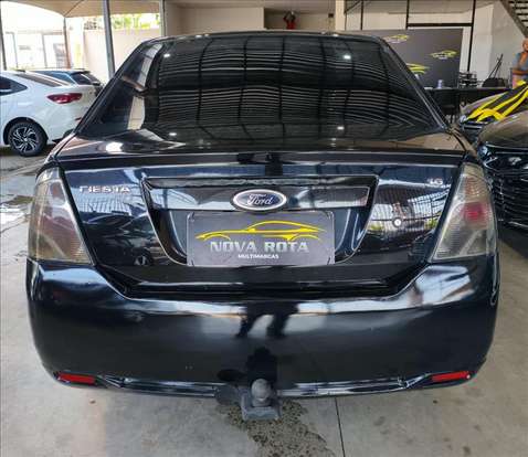 FORD-FIESTA-2012