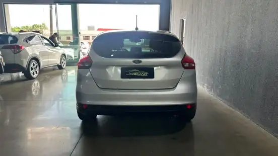 FORD-FOCUS-2017