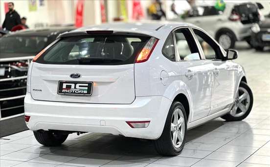 FORD-FOCUS-2013