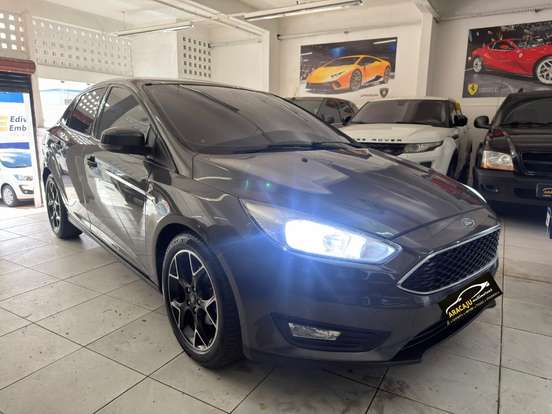 FORD-FOCUS-2018