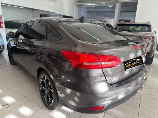 FORD-FOCUS-2.0 SE PLUS 16V FLEX 4P POWERSHIFT FORD-FOCUS-2018