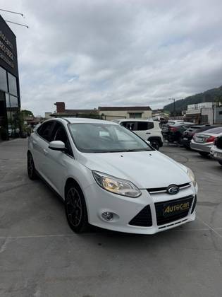 FORD FOCUS 2.0 TITANIUM 16V FLEX 4P POWERSHIFT