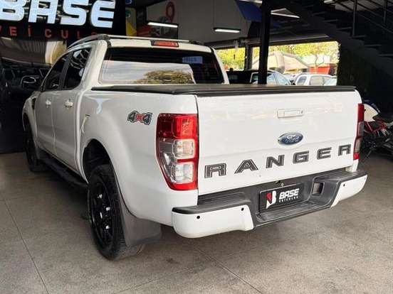 FORD-RANGER-2.2 XLS 4X4 CD 16V DIESEL 4P AUTOMÁTICO FORD-RANGER-2017