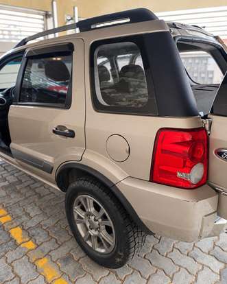 FORD-ECOSPORT-2011