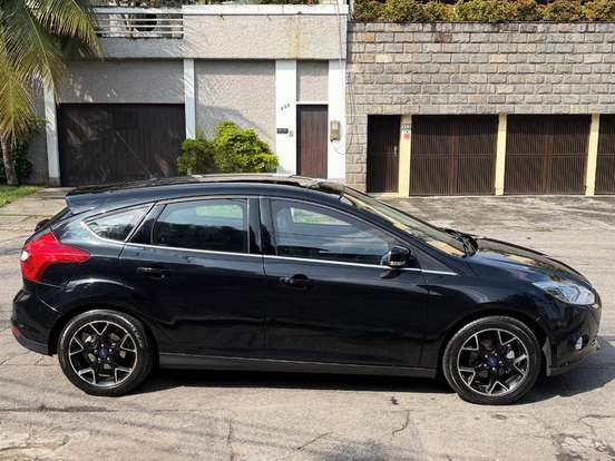 FORD-FOCUS-2.0 TITANIUM PLUS 16V FLEX 4P POWERSHIFT FORD-FOCUS-2015