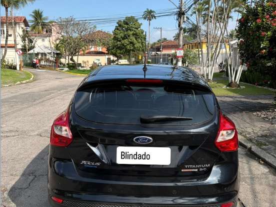 FORD-FOCUS-2.0 TITANIUM PLUS 16V FLEX 4P POWERSHIFT FORD-FOCUS-2015