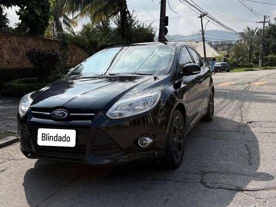 FORD-FOCUS-2.0 TITANIUM PLUS 16V FLEX 4P POWERSHIFT FORD-FOCUS-2015