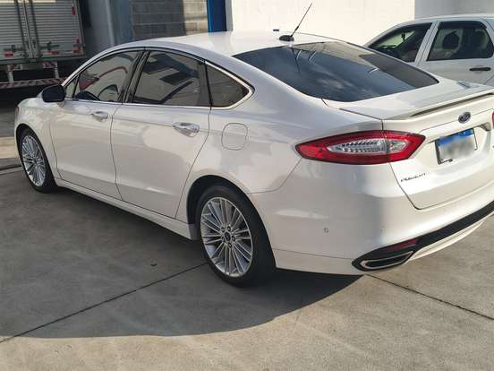 FORD-FUSION-2013