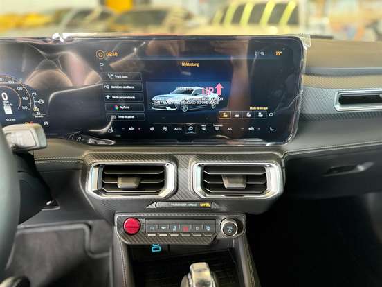 FORD-MUSTANG-2024