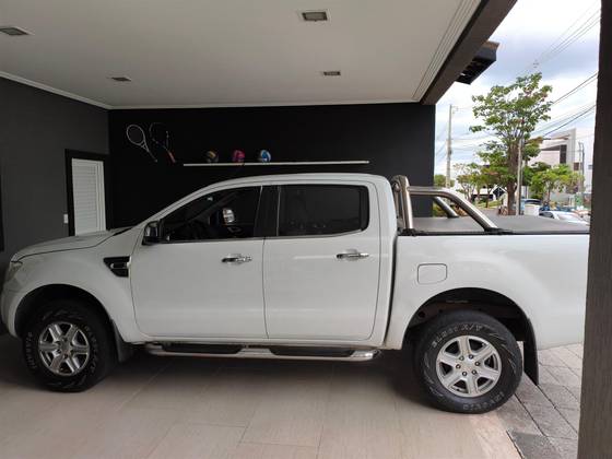 FORD RANGER 2.5 XLT 4X2 CD 16V FLEX 4P MANUAL