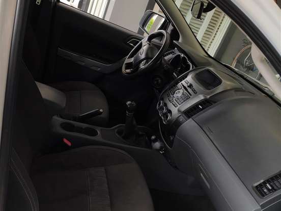 FORD-RANGER-2.5 XLT 4X2 CD 16V FLEX 4P MANUAL FORD-RANGER-2013