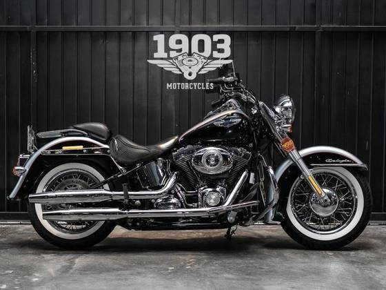 HARLEY-DAVIDSON SOFTAIL DELUXE 