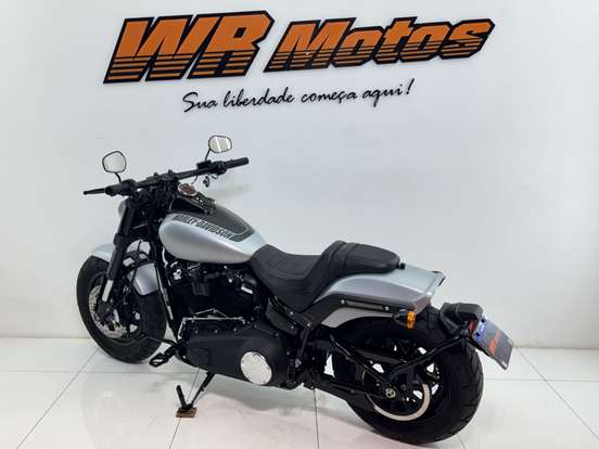 HARLEY-DAVIDSON-SOFTAIL FAT BOB 107-2019