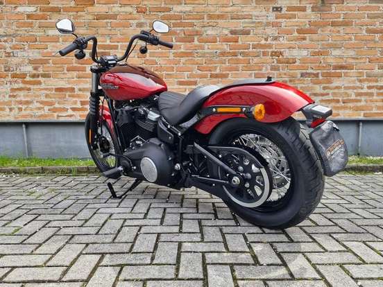 HARLEY-DAVIDSON-SOFTAIL STREET BOB HARLEY-DAVIDSON-SOFTAIL STREET BOB-2018