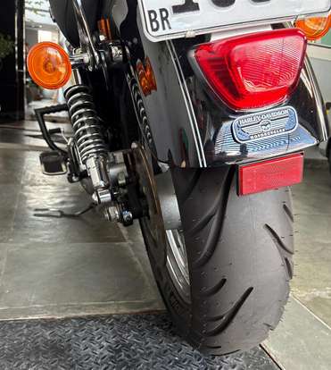 HARLEY-DAVIDSON-SPORTSTER 1200 CUSTOM-2012