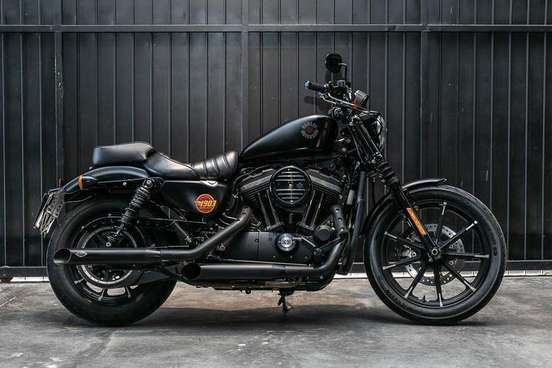 HARLEY-DAVIDSON-SPORTSTER IRON 883-2019